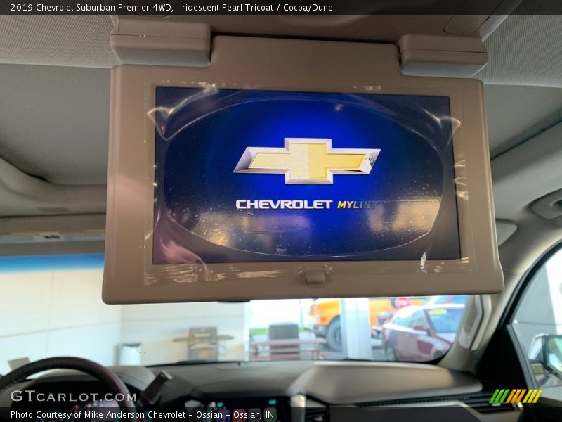 Iridescent Pearl Tricoat / Cocoa/Dune 2019 Chevrolet Suburban Premier 4WD