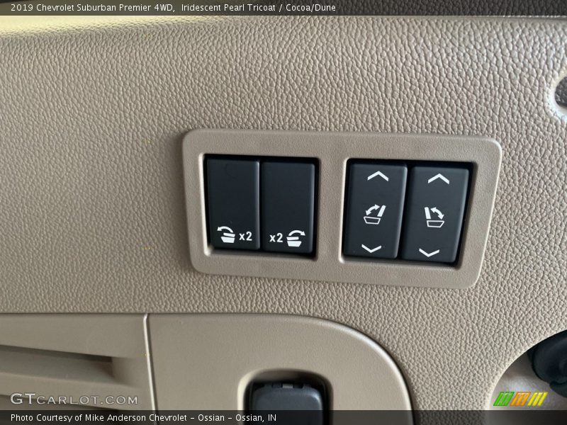 Iridescent Pearl Tricoat / Cocoa/Dune 2019 Chevrolet Suburban Premier 4WD