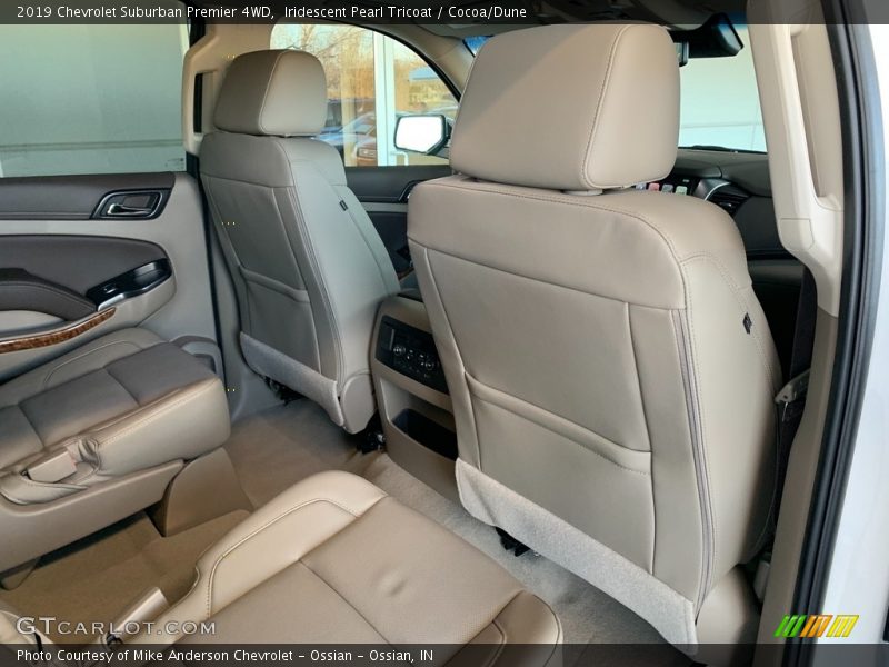 Iridescent Pearl Tricoat / Cocoa/Dune 2019 Chevrolet Suburban Premier 4WD