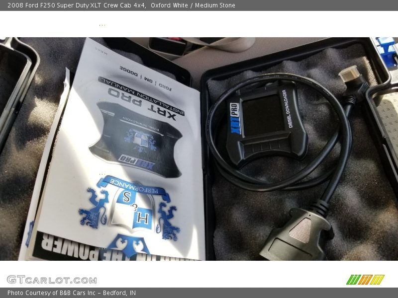 Oxford White / Medium Stone 2008 Ford F250 Super Duty XLT Crew Cab 4x4