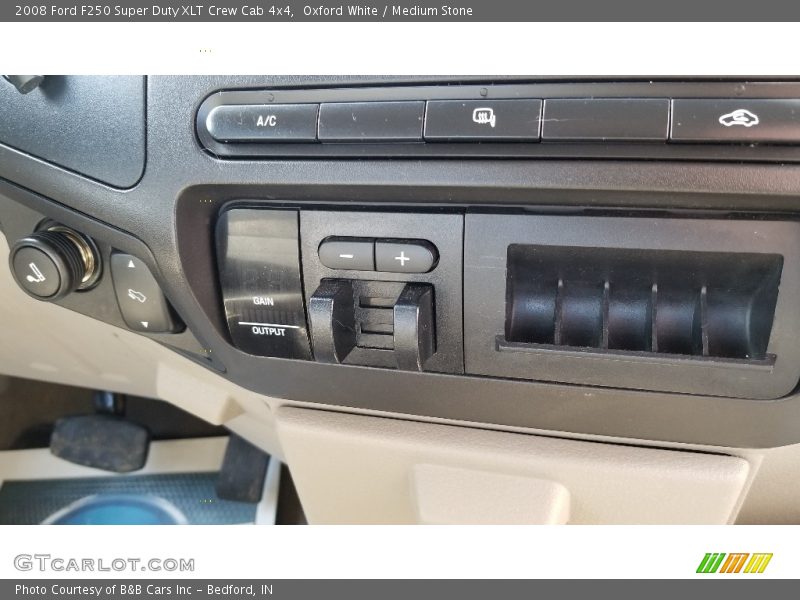 Oxford White / Medium Stone 2008 Ford F250 Super Duty XLT Crew Cab 4x4