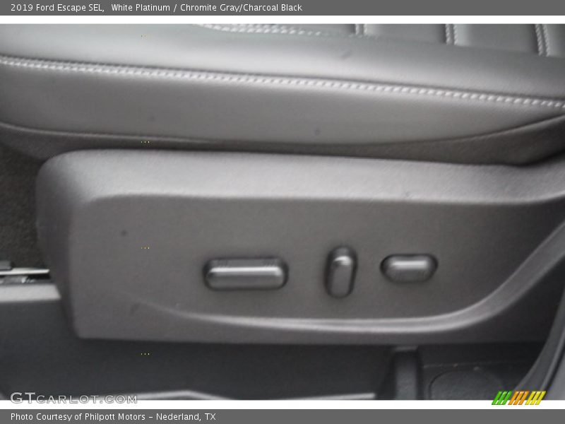White Platinum / Chromite Gray/Charcoal Black 2019 Ford Escape SEL