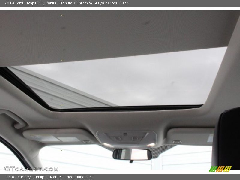 White Platinum / Chromite Gray/Charcoal Black 2019 Ford Escape SEL