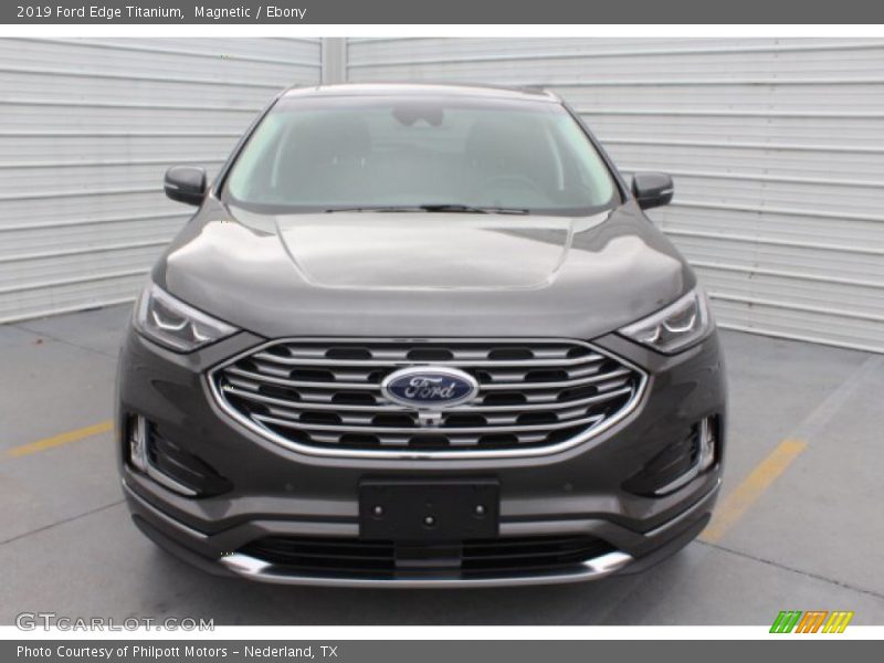 Magnetic / Ebony 2019 Ford Edge Titanium