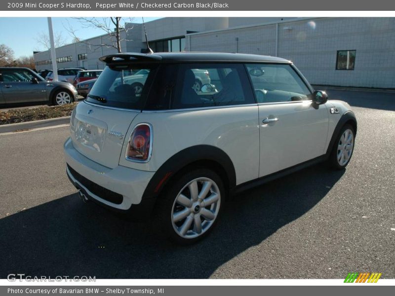 Pepper White / Checkered Carbon Black/Black 2009 Mini Cooper S Hardtop