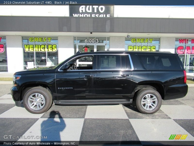 Black / Jet Black 2019 Chevrolet Suburban LT 4WD