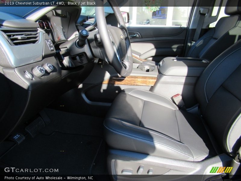 Black / Jet Black 2019 Chevrolet Suburban LT 4WD