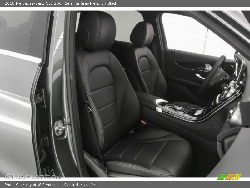 Selenite Grey Metallic / Black 2018 Mercedes-Benz GLC 300