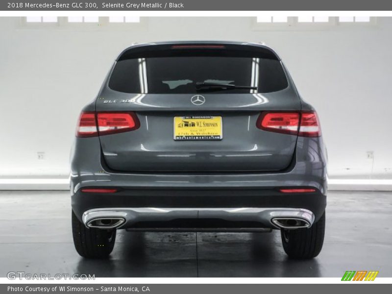 Selenite Grey Metallic / Black 2018 Mercedes-Benz GLC 300