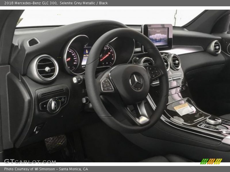 Selenite Grey Metallic / Black 2018 Mercedes-Benz GLC 300