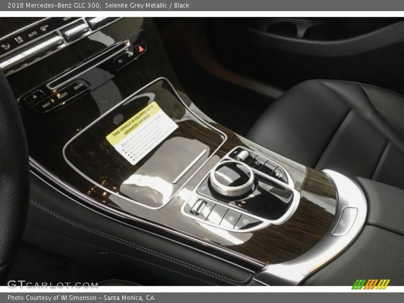 Selenite Grey Metallic / Black 2018 Mercedes-Benz GLC 300