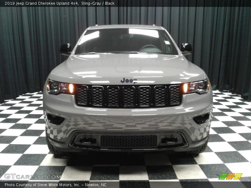 Sting-Gray / Black 2019 Jeep Grand Cherokee Upland 4x4