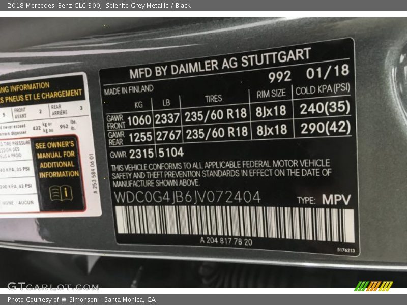 Selenite Grey Metallic / Black 2018 Mercedes-Benz GLC 300