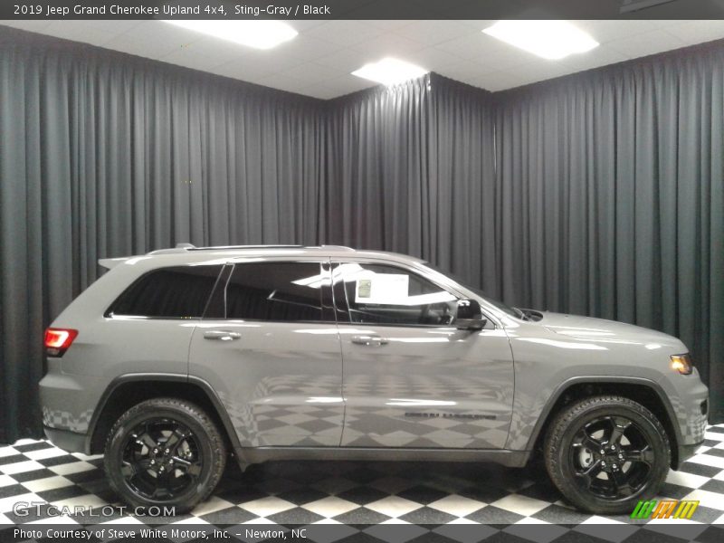 Sting-Gray / Black 2019 Jeep Grand Cherokee Upland 4x4