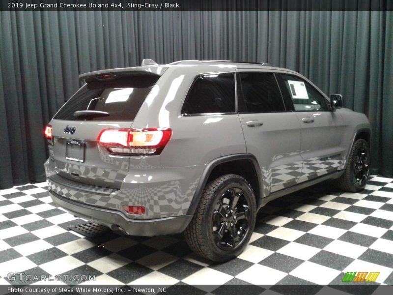 Sting-Gray / Black 2019 Jeep Grand Cherokee Upland 4x4