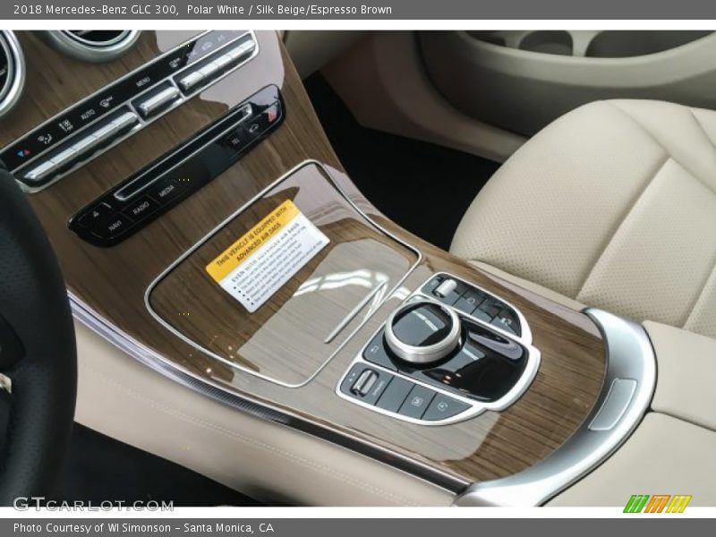 Polar White / Silk Beige/Espresso Brown 2018 Mercedes-Benz GLC 300