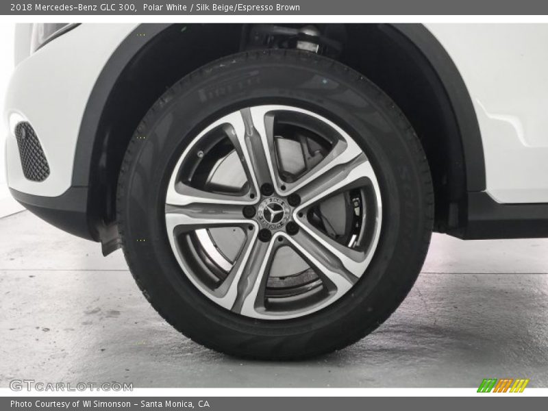 Polar White / Silk Beige/Espresso Brown 2018 Mercedes-Benz GLC 300