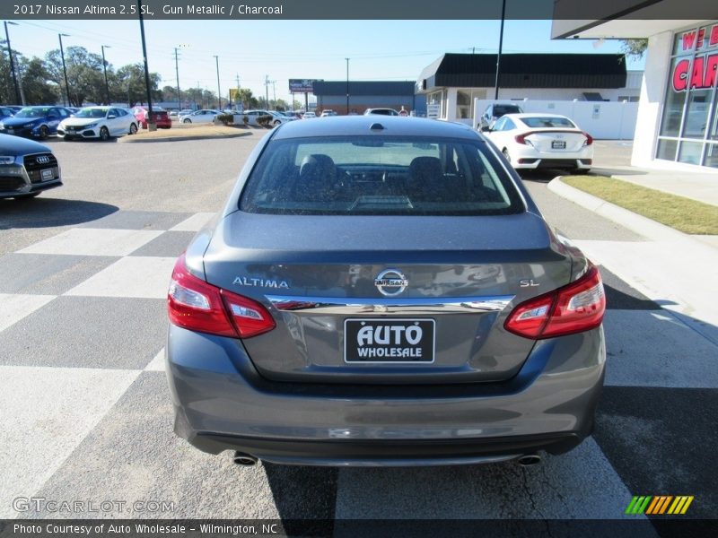 Gun Metallic / Charcoal 2017 Nissan Altima 2.5 SL
