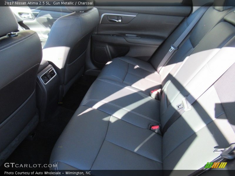 Gun Metallic / Charcoal 2017 Nissan Altima 2.5 SL