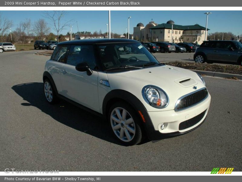 Pepper White / Checkered Carbon Black/Black 2009 Mini Cooper S Hardtop
