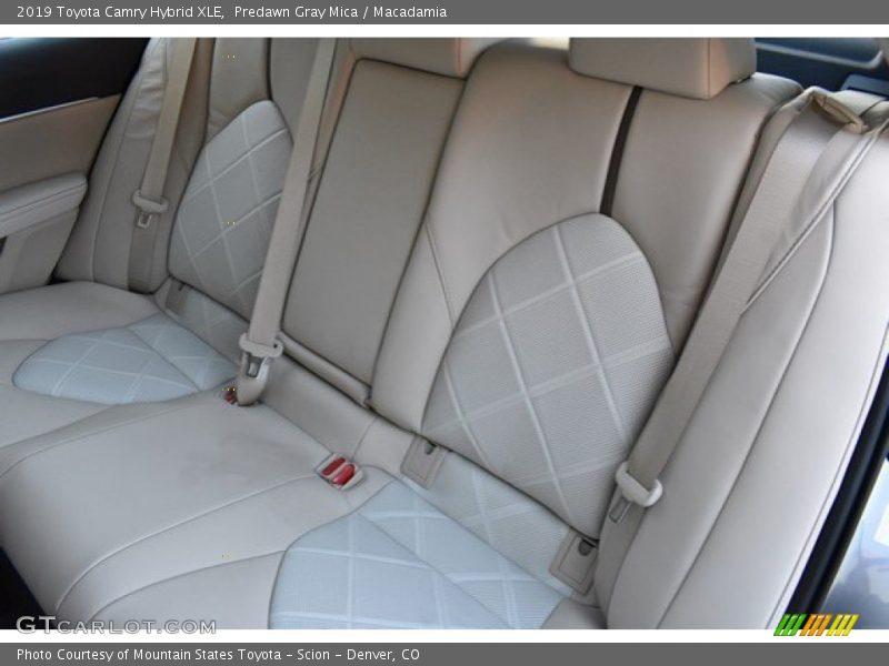 Predawn Gray Mica / Macadamia 2019 Toyota Camry Hybrid XLE