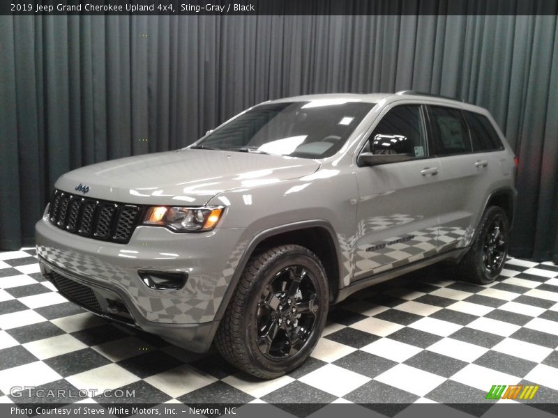 Sting-Gray / Black 2019 Jeep Grand Cherokee Upland 4x4
