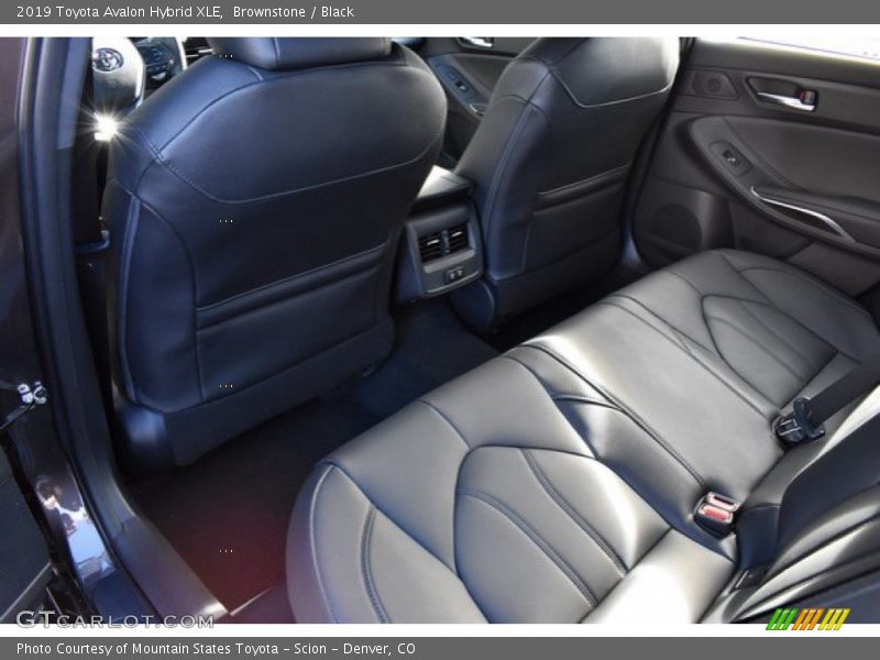 Brownstone / Black 2019 Toyota Avalon Hybrid XLE