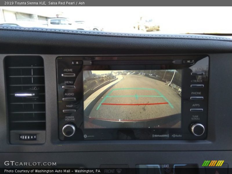 Salsa Red Pearl / Ash 2019 Toyota Sienna XLE
