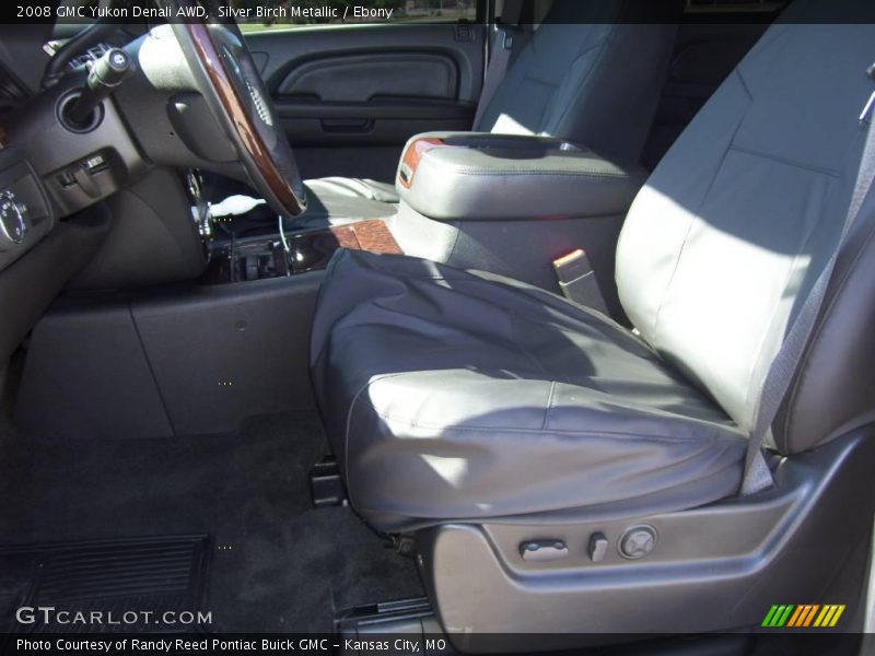Silver Birch Metallic / Ebony 2008 GMC Yukon Denali AWD