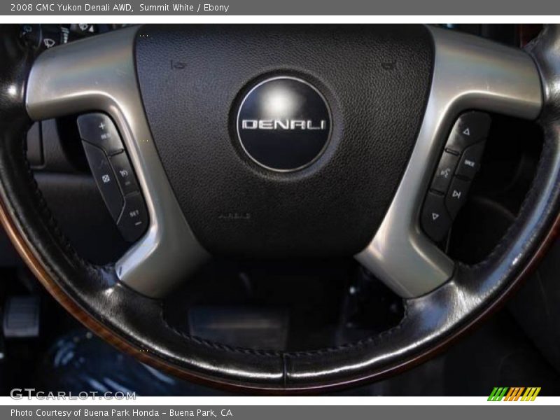 Summit White / Ebony 2008 GMC Yukon Denali AWD