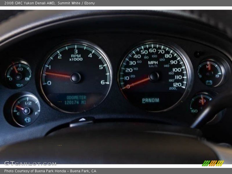 Summit White / Ebony 2008 GMC Yukon Denali AWD