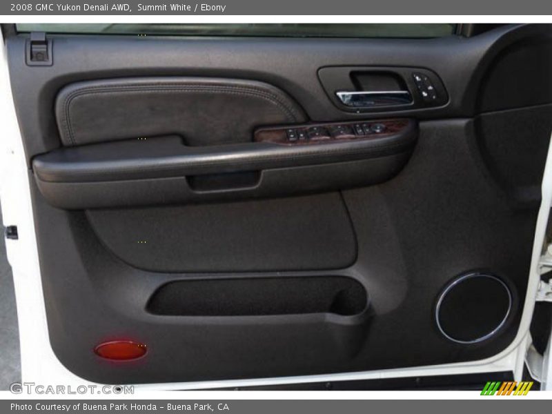 Summit White / Ebony 2008 GMC Yukon Denali AWD
