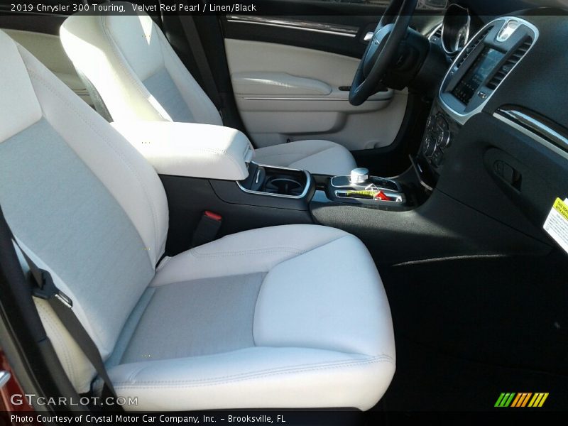 Velvet Red Pearl / Linen/Black 2019 Chrysler 300 Touring