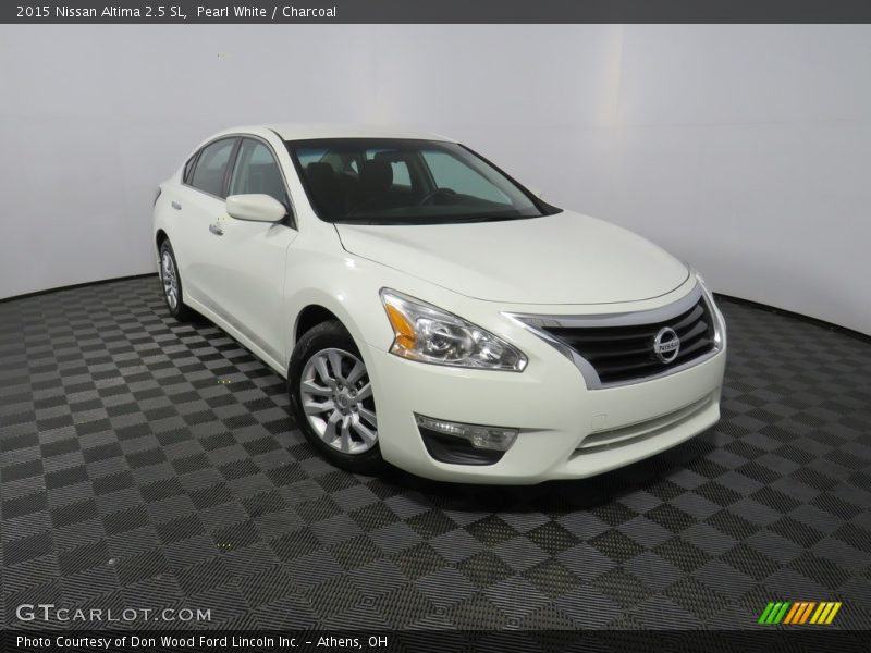 Pearl White / Charcoal 2015 Nissan Altima 2.5 SL