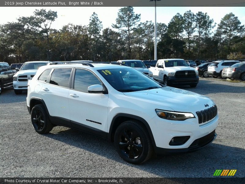 Bright White / Black 2019 Jeep Cherokee Latitude Plus