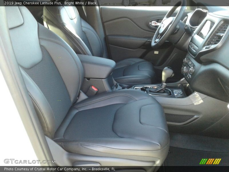 Bright White / Black 2019 Jeep Cherokee Latitude Plus