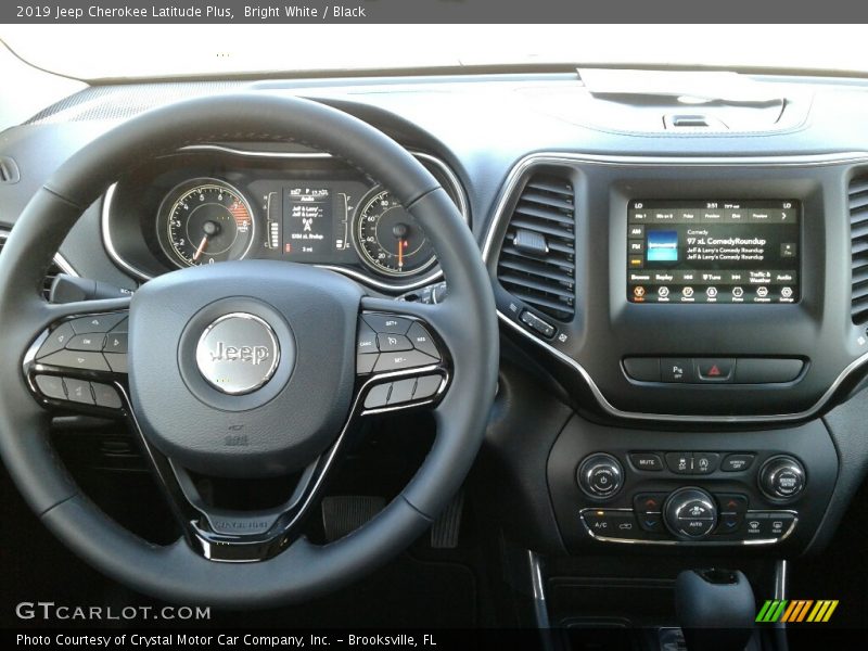 Bright White / Black 2019 Jeep Cherokee Latitude Plus