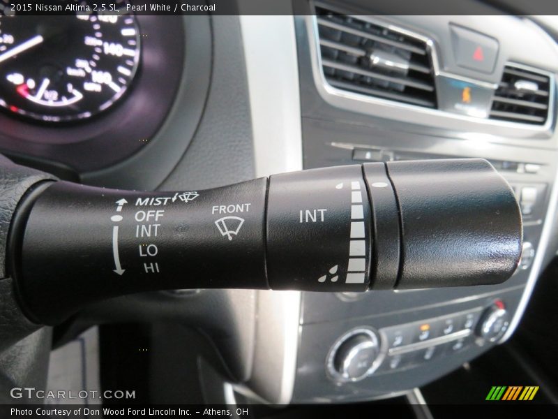 Pearl White / Charcoal 2015 Nissan Altima 2.5 SL