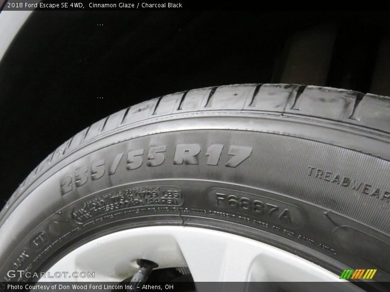 Cinnamon Glaze / Charcoal Black 2018 Ford Escape SE 4WD