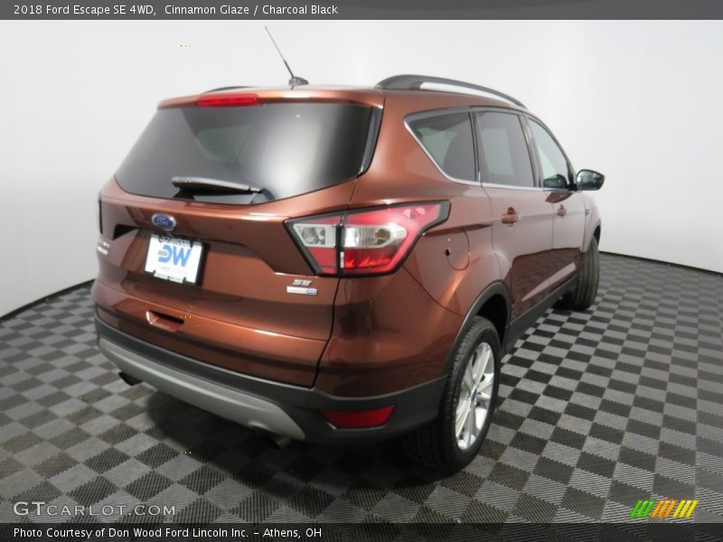 Cinnamon Glaze / Charcoal Black 2018 Ford Escape SE 4WD