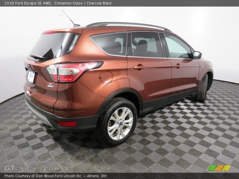 Cinnamon Glaze / Charcoal Black 2018 Ford Escape SE 4WD