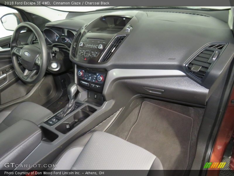 Cinnamon Glaze / Charcoal Black 2018 Ford Escape SE 4WD