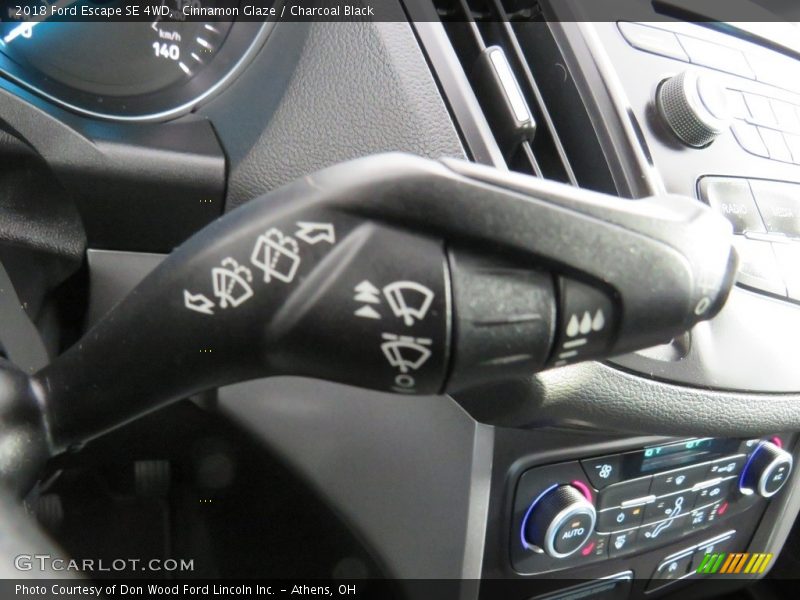 Cinnamon Glaze / Charcoal Black 2018 Ford Escape SE 4WD