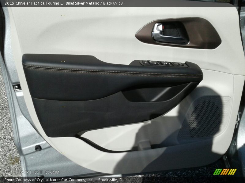 Billet Silver Metallic / Black/Alloy 2019 Chrysler Pacifica Touring L