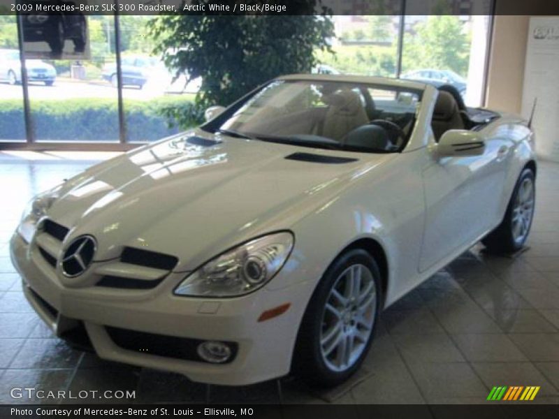 Arctic White / Black/Beige 2009 Mercedes-Benz SLK 300 Roadster