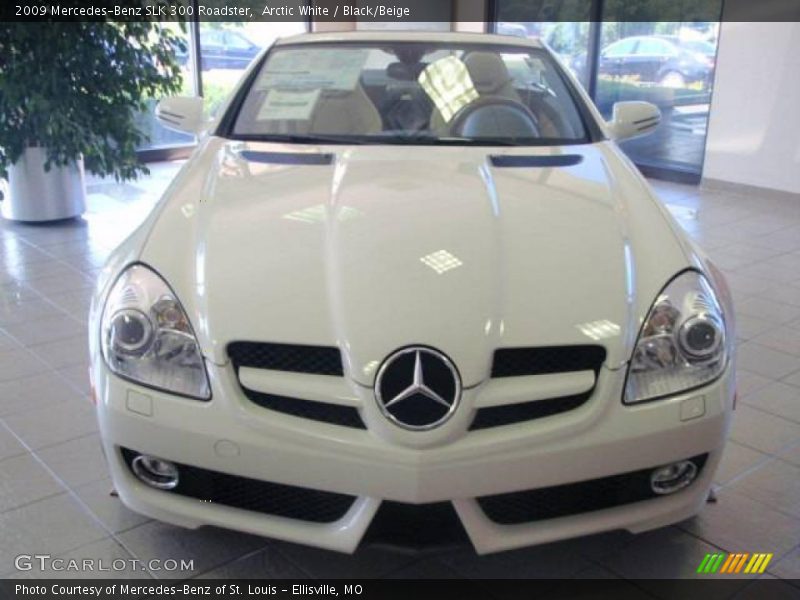 Arctic White / Black/Beige 2009 Mercedes-Benz SLK 300 Roadster