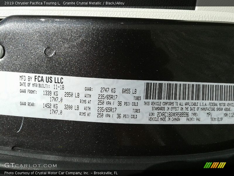 Granite Crystal Metallic / Black/Alloy 2019 Chrysler Pacifica Touring L