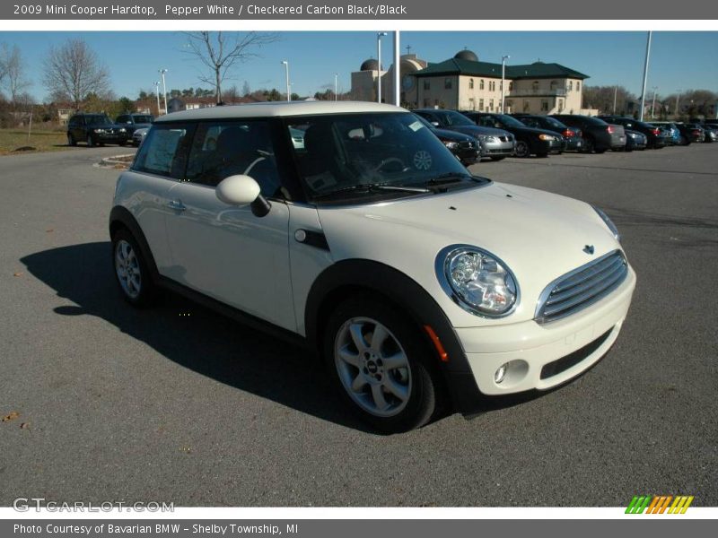 Pepper White / Checkered Carbon Black/Black 2009 Mini Cooper Hardtop