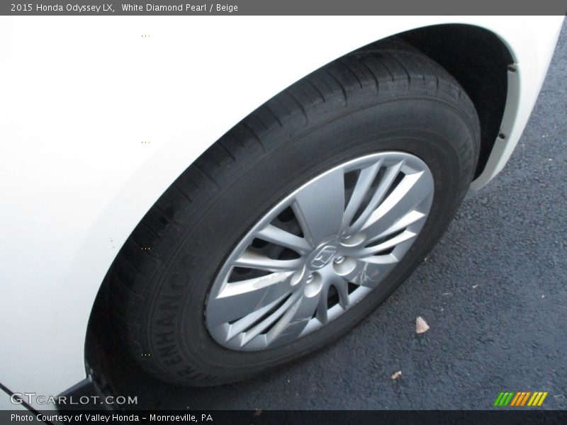 White Diamond Pearl / Beige 2015 Honda Odyssey LX