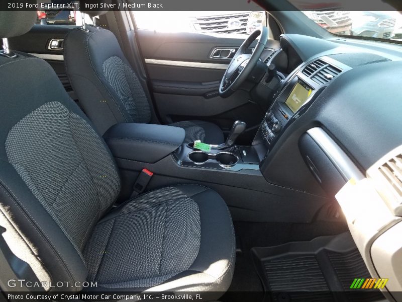 Ingot Silver / Medium Black 2019 Ford Explorer XLT